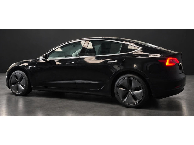 Image for 2020 Tesla Model 3 Standard Range Plus (RWD)