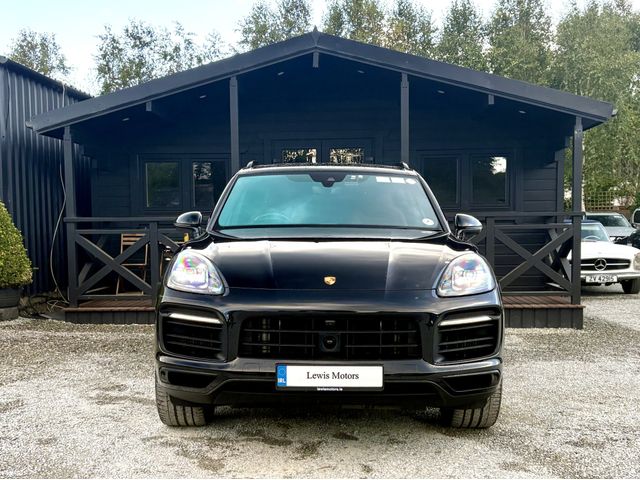 Image for 2023 Porsche Cayenne E-HYBRID PLATINUM EDITION, HUGE SPEC, BLACK & BORDEAUX LEATHER, BOSE SOUND SYSTEM, TILT AND SLIDE PAN ROOF, AIR SUSPENSION