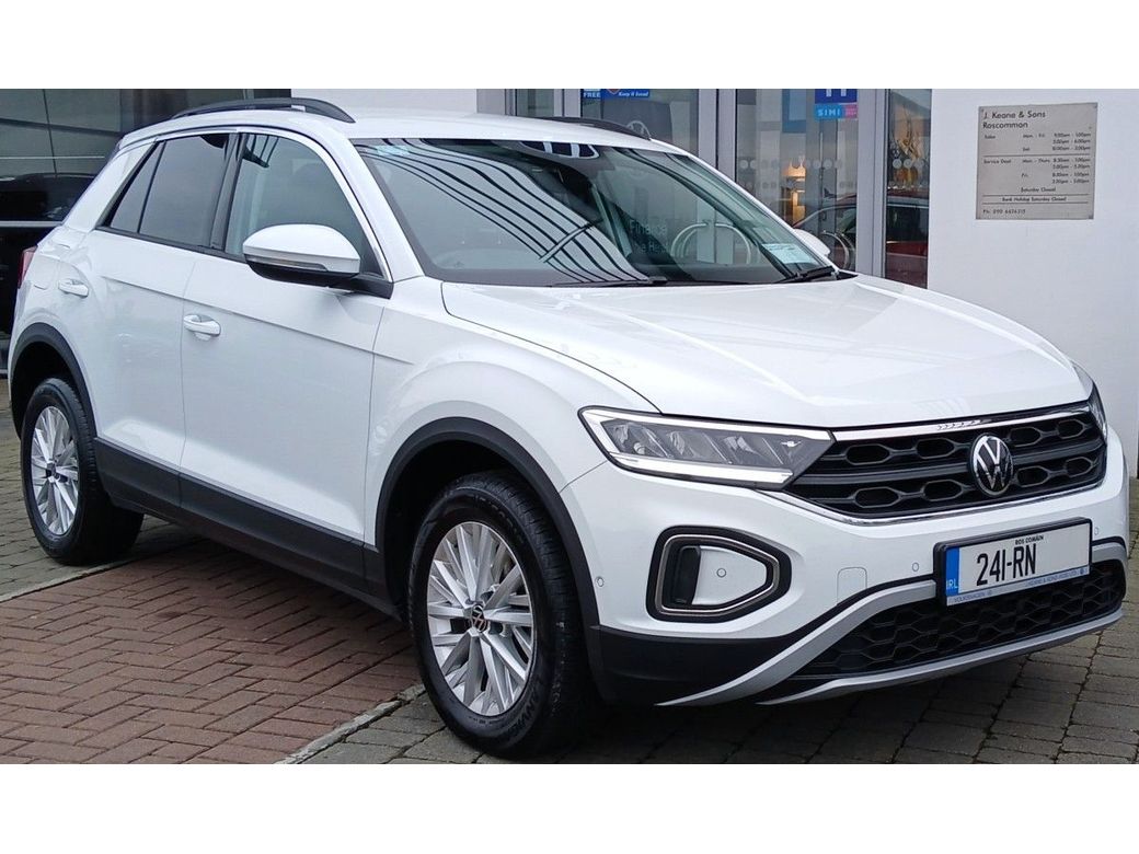 Image for 2024 Volkswagen T-Roc Life 2.0 TDI 116HP **REARVIEW CAMERA, HEATED FRONT SEATS, FINANCE AVAILABLE**