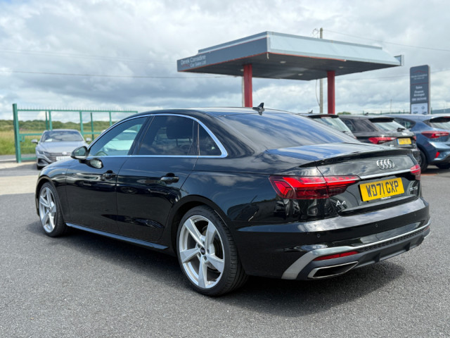 Image for 2022 Audi A4 TDI S LINE
