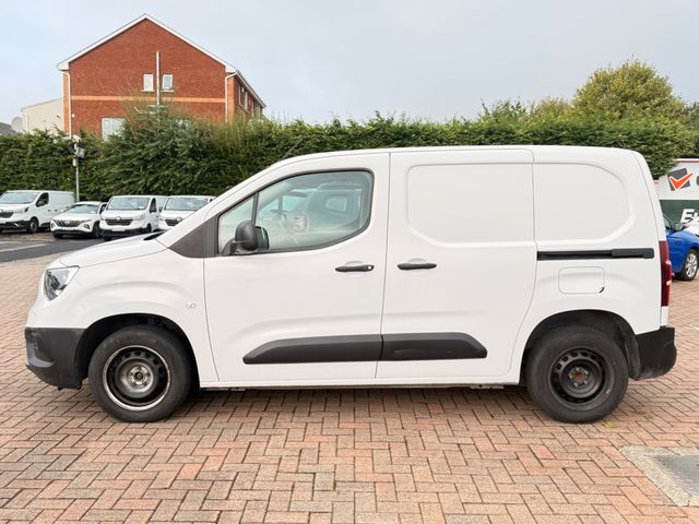Image for 2023 Opel Combo Comfort Trim