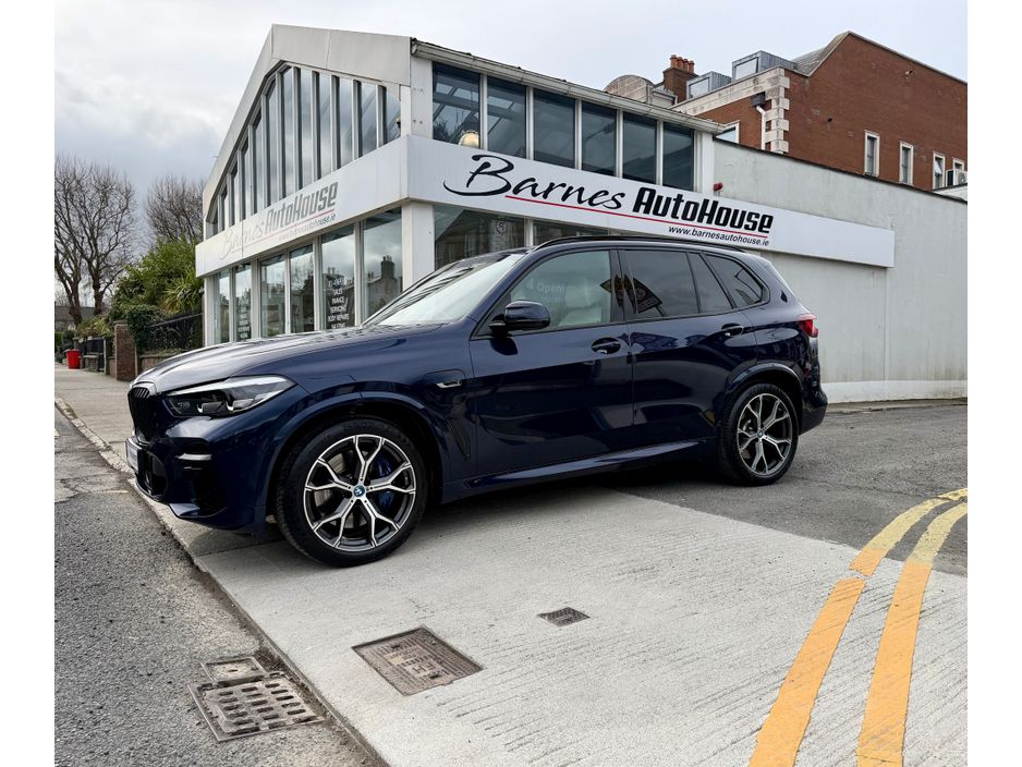 Image for 2022 BMW X5 *STUNNING COLOUR COMBO* 45E M-SPORT PRO X-DRIVE *COMFORT PACK* AUTO 5DR