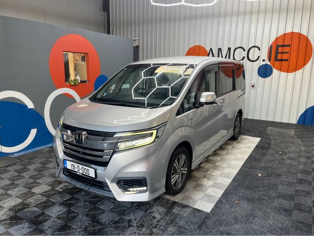 Image for 2019 Honda Stepwagon 2019 HONDA STEPWAGON 2.0L HYBRID / 121K KMS / ADAPTIVE CRUISE CONTROL, REVERSE CAMERA & MORE