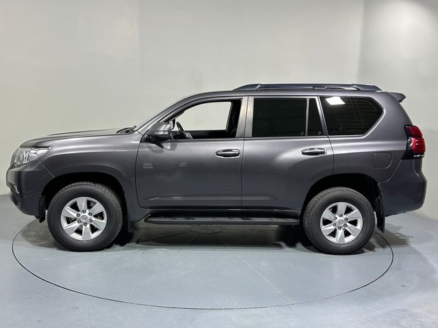Image for 2020 Toyota Landcruiser LWB 2.8 D4D Automatic 202