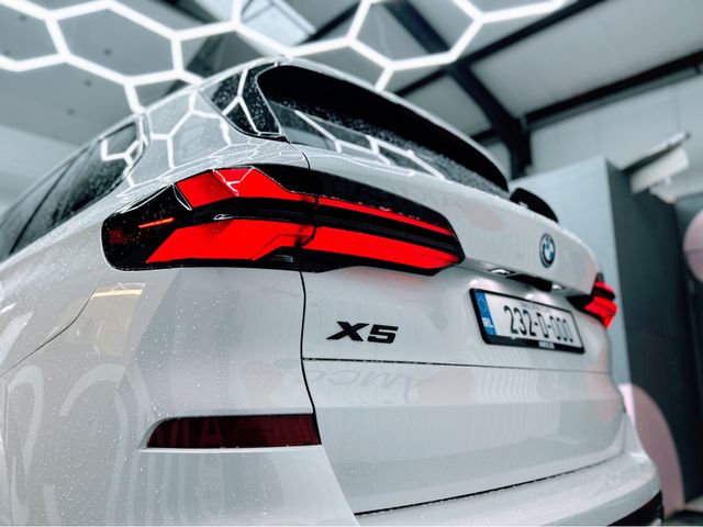 Image for 2023 BMW X5 2023 BMW X5 M-SPORT 50e xDRIVE / 14k KMs / HARMON KARDON SOUND / 360° CAMERAS / PAN ROOF / HUGE SPEC 