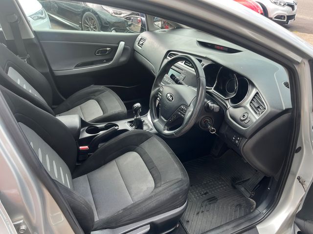 Image for 2014 Kia Ceed 1.6 EX