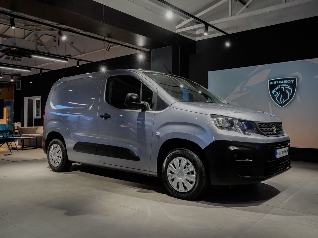 Image for 2024 Peugeot Partner Pro Plus1.5 Hdi 100 650kg 6.4