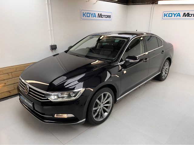 Image for 2018 Volkswagen Passat 2.0 TDI HIGHLINE PREMIUM PLUS // IMMACULATE EXAMPLE LIKE NEW // FULL ELECTRIC HEATED-COOLED LEATHER // CRUISE CONTROL // APPLE CARPLAY // ANDROID AUTO // FOGS // MFSW // UPGRADED GT ALLOYS
