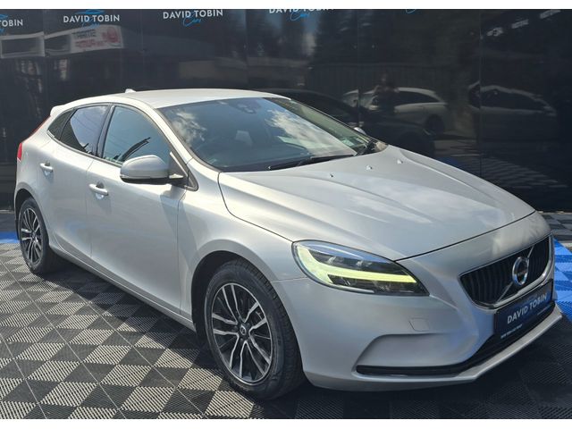 Image for 2016 Volvo V40 D3 MOMENTUM EDITION