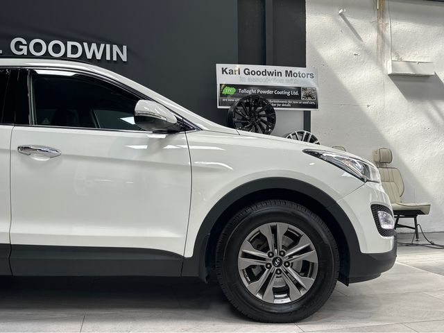 Image for 2015 Hyundai Santa Fe 2.2 4WD EXECUTIVE 7 SEATS AUTO