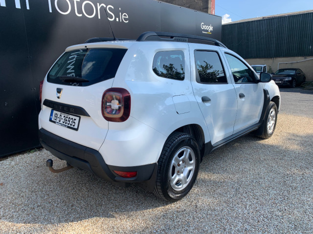 Image for 2019 Dacia Duster 1.5 DCI 115 BHP ESENTIAL BLUE // PRICE EXCL. VAT // 10/26 CVRT // ONE OWNER // GREAT CONDITION // 
