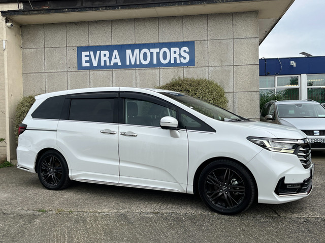 Image for 2021 Honda Odyssey ABOLUTE EX 7 SEATER AUTOMATIC HYBRID 2.0 PETROL //HIGH SPEC//HALF LEATHER HEATED ELECTRIC SEATS//REVERSE CAMERA//KEYLESS ENTRY//ADAPTIVE CRUISE CONTROL//POWER SLIDING REAR DOORS//