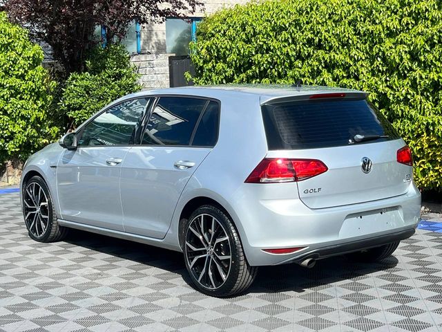 Image for 2014 Volkswagen Golf R-LINE PACK 1.2 TSI AUTO // FULL SERVICE HISTORY // NEW 19" ALLOYS // ADAPTIVE CRUISE CONTROL
