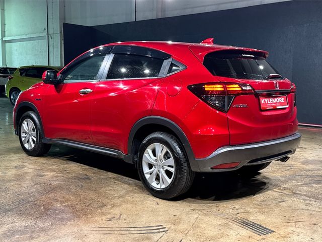 Image for 2020 Honda Vezel 1.5L HYBRID AUTOMATIC - REVERSE CAMERA - CRUISE CONTROL - FACTORY ALLOYS