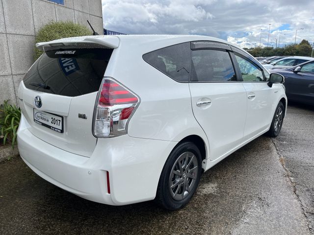Image for 2017 Toyota Prius Alpha 7 SEATER AUTOMATIC HYBRID 1.8 PETROL //KEYLESS ENTRY//ADAPTIVE CRUISE CONTROL//