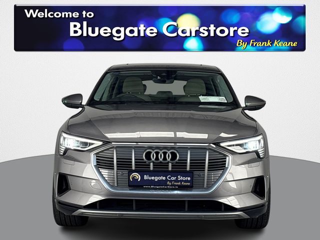 Image for 2022 Audi e-tron 55 QUATTRO**NEW 22"ALLOYS**PANORAMIC SUNROOF**CREAM LEATHER INTERIOR**FRO NT HEATED SEATS**ELECTRIC TAILGATE**TOUCH SCREEN CLIMATE CONTROL**TOUCH SCREEN MEDIA DISPLAY**REVERSE CAMERA**APPLE CARPLAY**