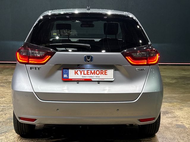 Image for 2020 Honda Fit 1.5 HYBRID - CRUISE CONTROL - REVERSE CAMERA - HEATING / AC CONTROLS - MULTI FUNCTION STEERING WHEEL - 