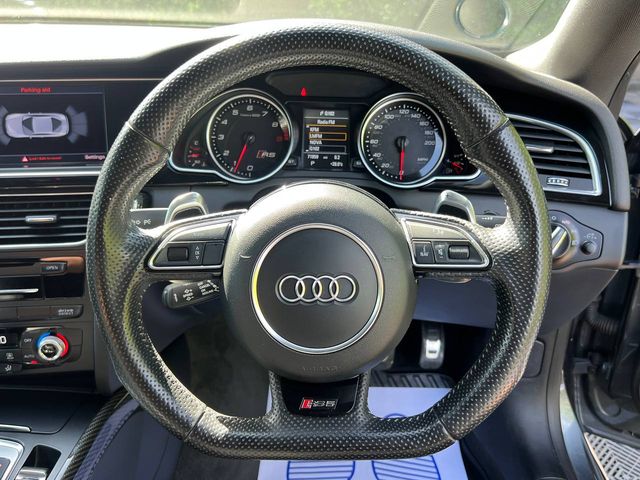 Image for 2013 Audi RS5 QUATTRO 4.2 V8 FSI AUTO // FULL SERVICE HISTORY // 450 BHP ALL-WHEEL-DRIVE // LAUNCH CONTROL // 19" ALLOYS // RS BUCKET SEATS