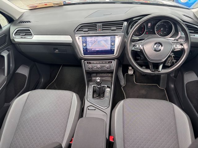 Image for 2019 Volkswagen Tiguan 2019 VW TIGUAN CL 1.5TSI PAN ROOF LOW KMS