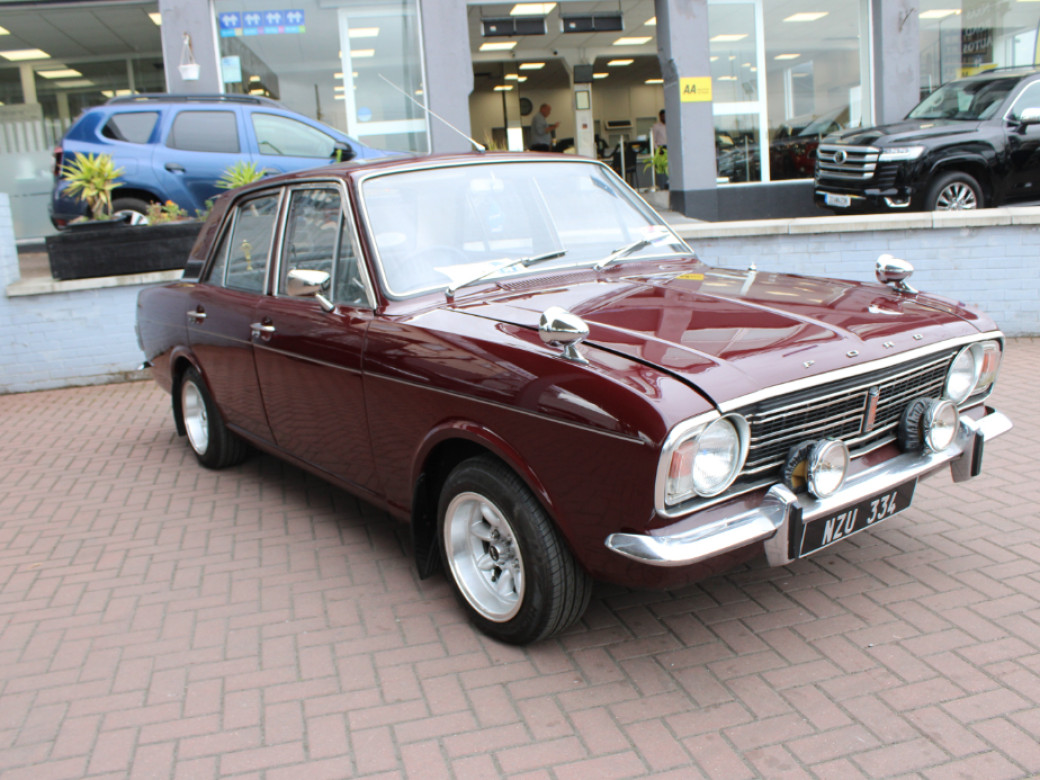 Image for 1967 Ford Cortina 1300 DELUXE AUTOMATIC // IMMACULATE CONDITION INSIDE AND OUT // FULLY RESTORED // NCT EXEMPT // €56 ROAD TAX PER YEAR // NAAS ROAD AUTOS EST 1991 // CALL 01 4564074 // SIMI DEALER 2022 