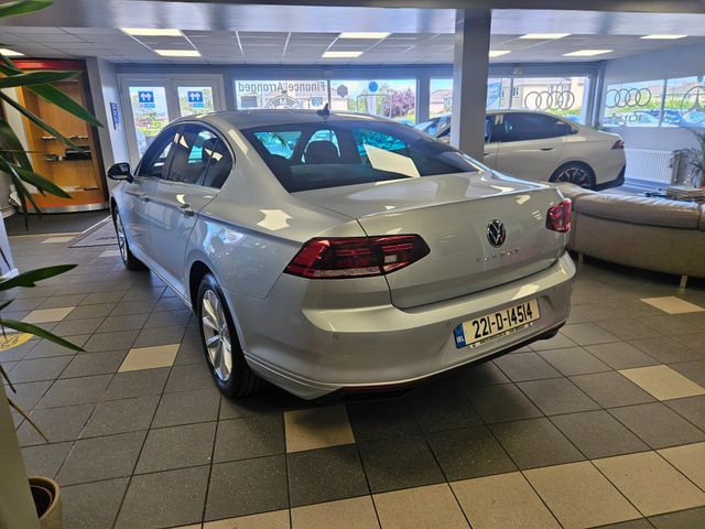Image for 2022 Volkswagen Passat Business 2.0tdi M6F 150 4DR