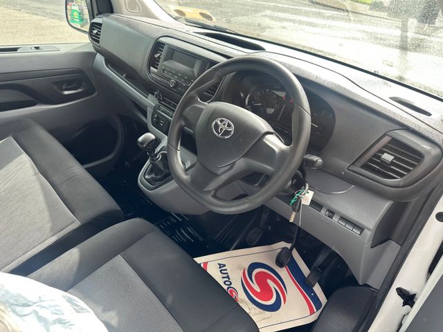 Image for 2018 Toyota Proace 2.0D 150 LWB GX 114Km