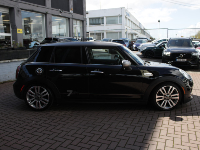 Image for 2016 Mini Cooper D SEVEN 3DR AUTO HATCHBACK 