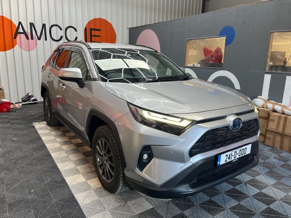 Image for 2023 Toyota Rav4 2023 TOYOTA RAV4 HYBRID X 2.5 AUTOMATIC / CRUISE CONTROL / PARKING CAMERA / HEATED SEATS AND MORE