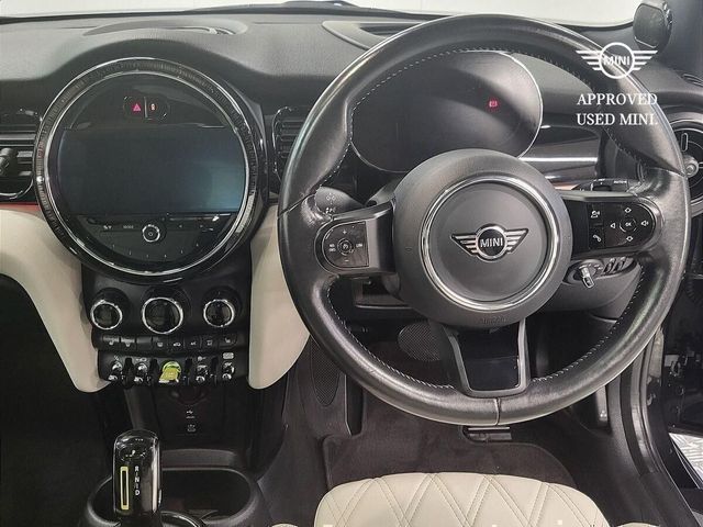 Image for 2023 Mini Cooper Electric Level 3
