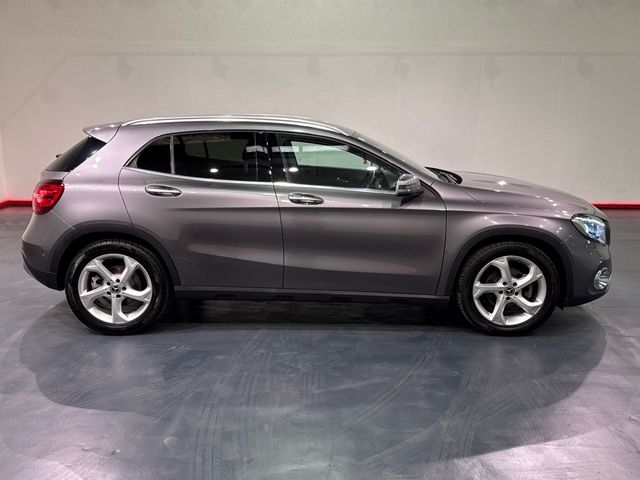 Image for 2017 Mercedes-Benz GLA Class AUTOMATIC 1.6 - FULL BLACK LEATHER HEATED SEATS - REVERSE CAMERA - CRUISE CONTROL - ELECTRIC TAIL-GATE