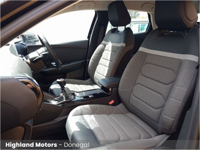 Image for 2022 Citroen C4 FEEL Pack PureTech 130 ** LOW MILES ** FULL SERVICE HISTORY ** WARRANTY TO 2027 **
