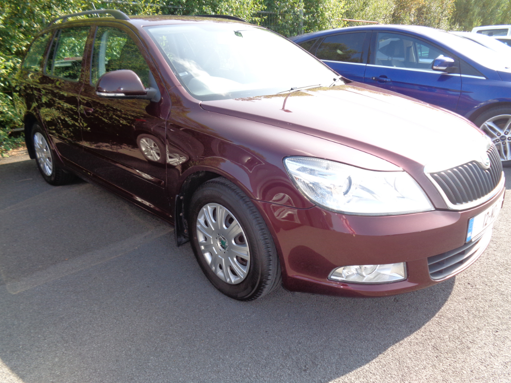 Image for 2012 Skoda Octavia Comb Ambi 1.6 CR 105HP 4DR