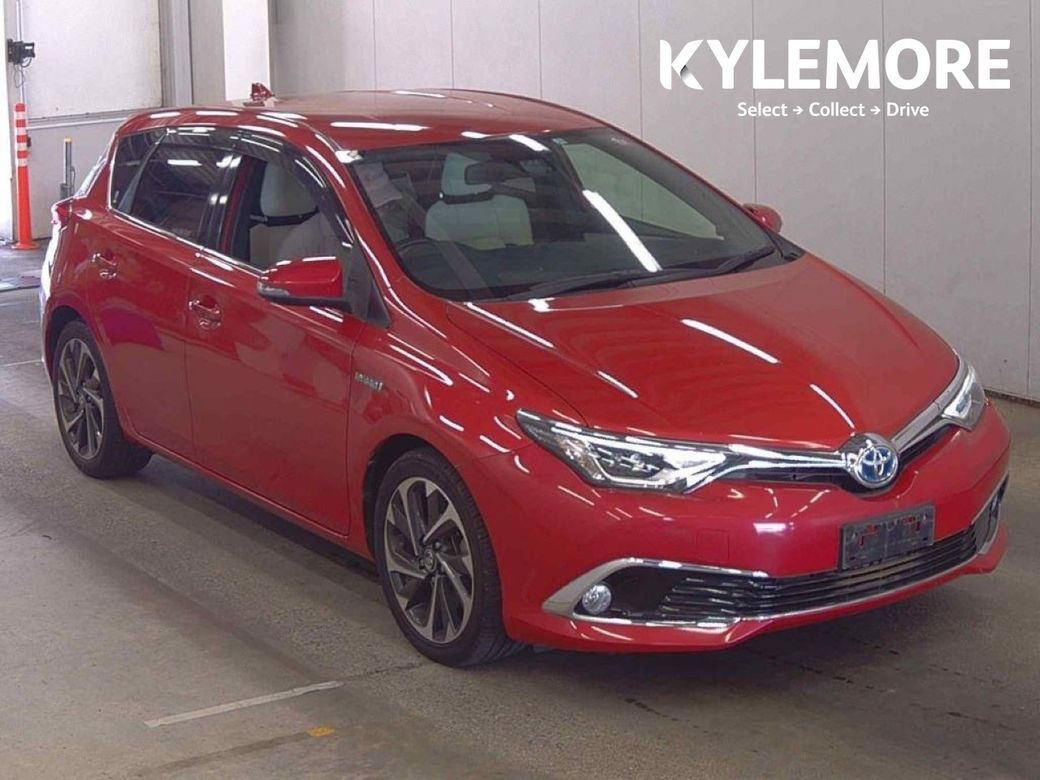 Image for 2017 Toyota Auris HYBRID G PACKAGE - WHITE LEATHER UPHOLSTERY - HEATED SEATS - FACTORY ALLOYS - REVERSE CAMERA/PARKING RADAR