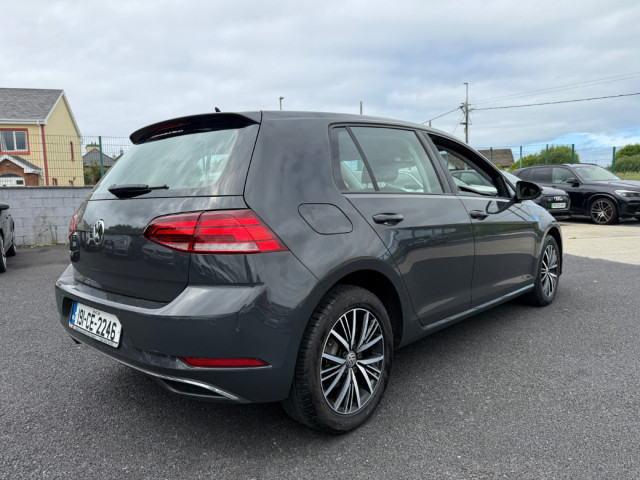 Image for 2019 Volkswagen Golf 1.6 TDI SE NAV BMT 115PS 5DR Auto