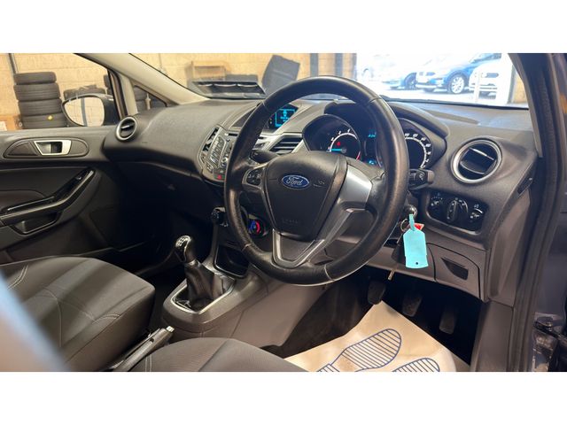 Image for 2015 Ford Fiesta MCA ZETEC 1.25 60PS M5 4DR 5DR