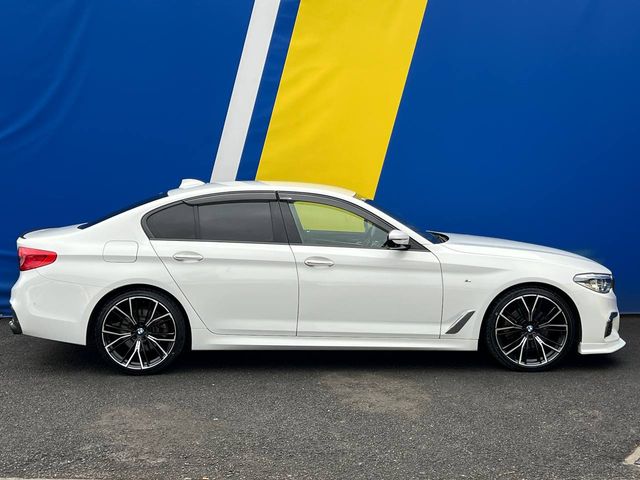 Image for 2018 BMW 5 Series 523d M-SPORT 2.0 AUTO // SURROUND CAMERAS & PARKING SENSORS // 19" ALLOYS // ADAPTIVE CRUISE CONTROL