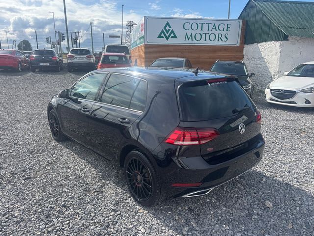 Image for 2017 Volkswagen Golf 