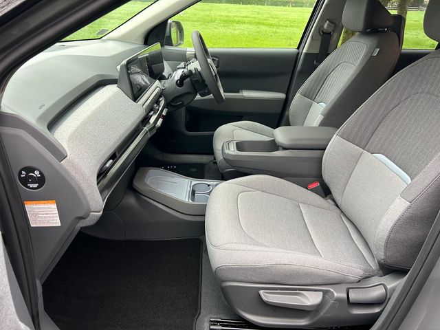 Image for 2025 Kia EV3 *Earth 2 up to 436 km range, **Finance From 0%**Led HeadLights, sat nav radio, 7 YEAR WARRANTY, Reversing Camera, Parking Sensors, wireless charger 