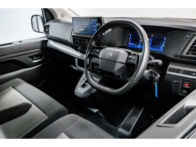 Image for 2024 Citroen SpaceTourer **9 Seater Electric** ë-YOU XL 75kWh 136HP - Extended Load Length