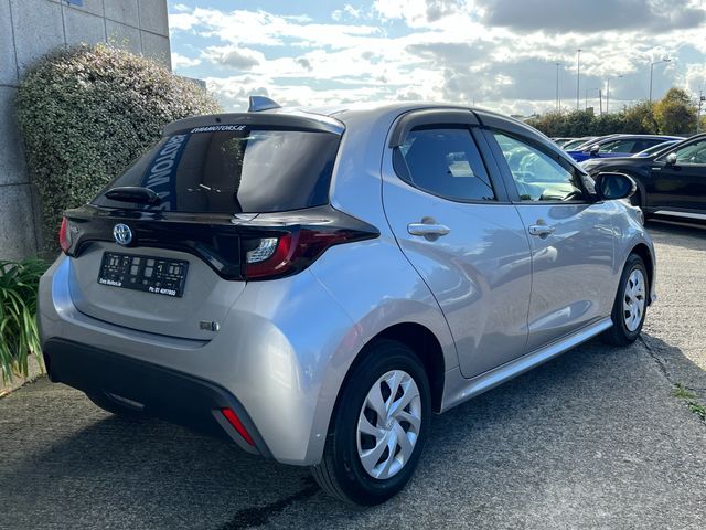 Image for 2023 Toyota Yaris X HYBRID AUTOMATIC 1.5 PETROL //LOW MILES//