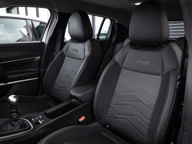 Image for 2025 Jeep Avenger 1.2 100HP MT Altitude