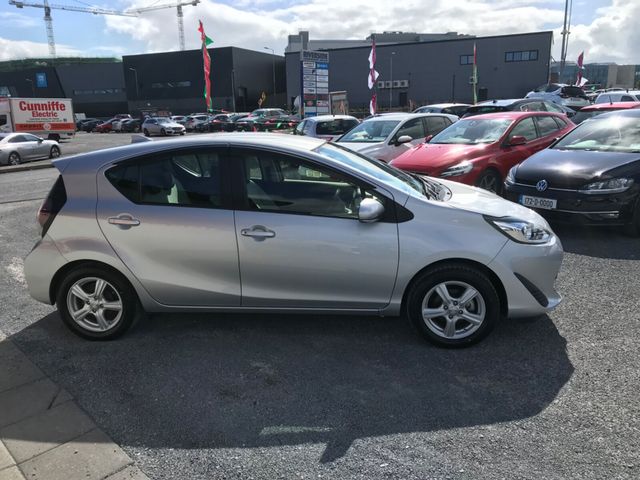 Image for 2021 Toyota Aqua 1.8 Hybrid
