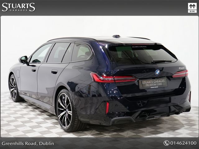 Image for 2026 BMW 5 Series *3 X PACKS AND PANORAMIC ROOF* PRO PACK, TECH PACK AND COMFORT PACK CARBON BLACK METALLIC, SMOKED WHITE VEGANZA INTERIOR