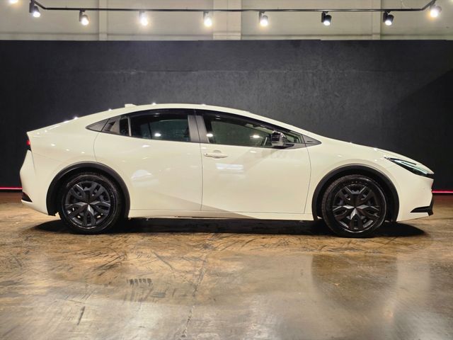 Image for 2023 Toyota Prius HYBRID 1.8 AUTOMATIC - APPLE CAR PLAY - CRUISE CONTROL - LANE ASSIST - REVERSE CAMERA