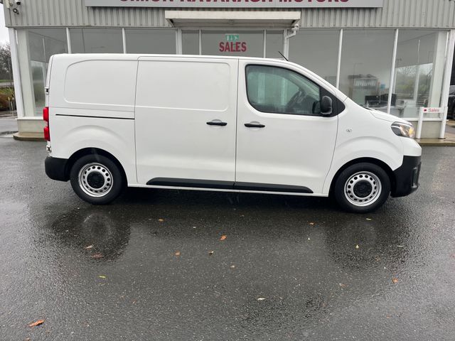 Image for 2022 Toyota Proace 1.5 (100HP) GL MWB 2 SLIDING DOORS 