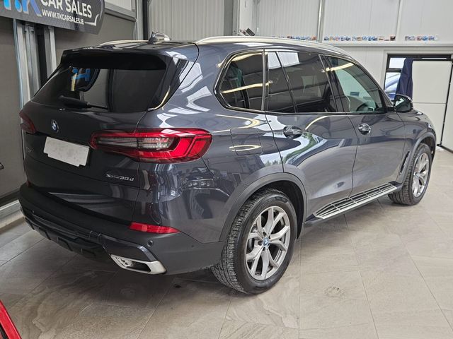 Image for 2019 BMW X5 xDrive30d xLine