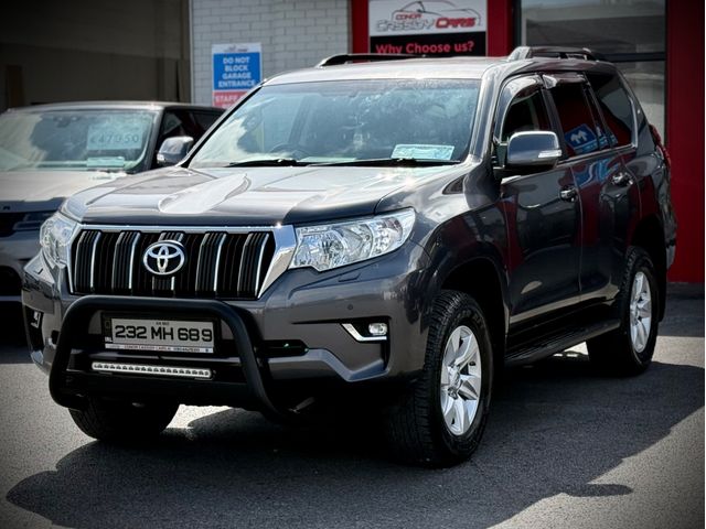 Image for 2023 Toyota Landcruiser LWB Comm AUTOMATIC / // VAT INVOICE // SAME DAY FINANCE 