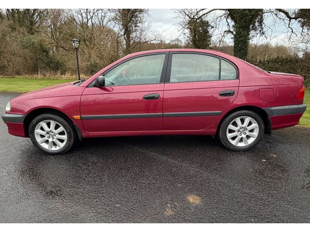 Image for 1999 Toyota Avensis 