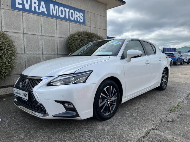 Image for 2021 Lexus CT 200h VERSION C AUTOMATIC HYBRID 1.8 PETROL //LOW MILES//ADAPTIVE CRUISE CONTROL//KEYLESS ENTRY//ELECTRIC HEATED SEATS//REVERSE CAMERA//