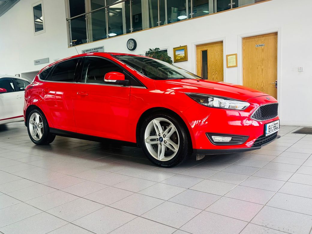 Image for 2015 Ford Focus 1.0 Ecoboost Zetec 100PS 5DR